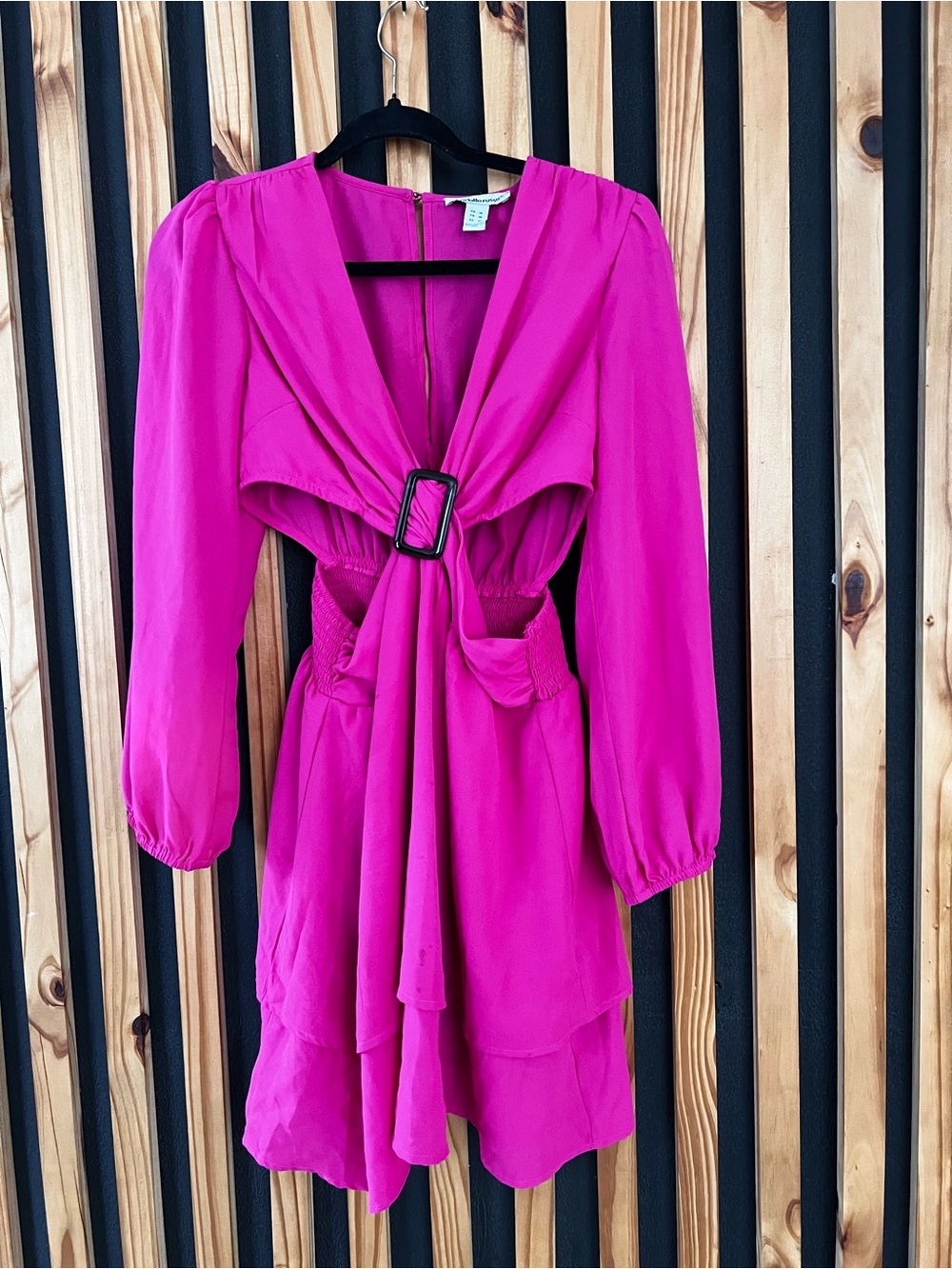 Vibrant Fuchsia Long-Sleeve Mini Dress with Statement Buckle